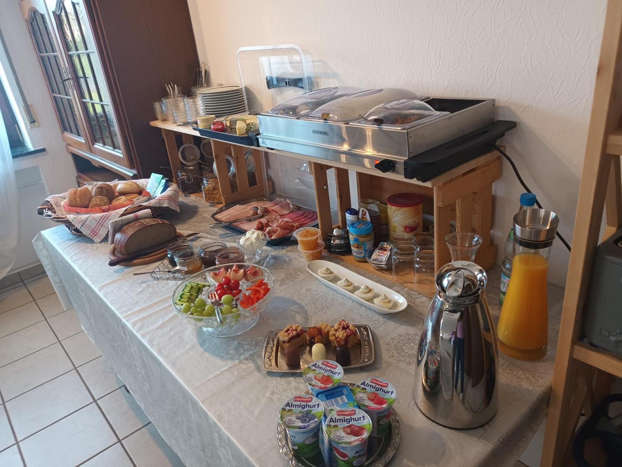 Gaestehaus A21 Kinheim Ngoại thất bức ảnh